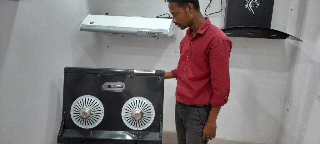 Chimney Cleaning Service 1 Kutchina chimney service technician inspecting a chimney in Kolkata